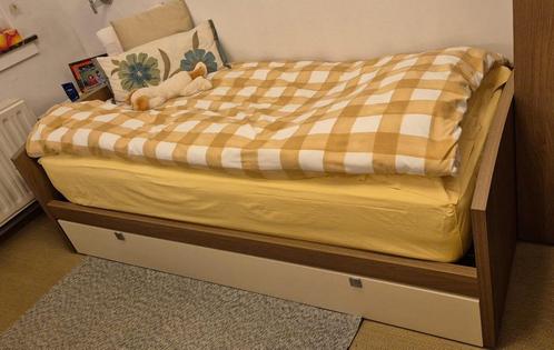 bed, Huis en Inrichting, Slaapkamer | Bedden, Zo goed als nieuw, Eenpersoons, 90 cm, 200 cm, Overige materialen, Bruin, Ophalen