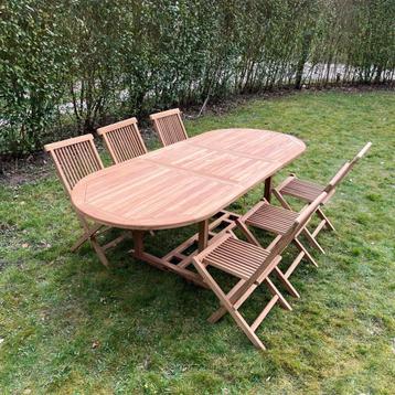 Ensemble table 240cm et chaises en teck beschikbaar voor biedingen