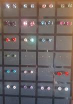 36 paar oorstekers in zilver en rvs, Knopjes of Stekers, Blauw, Met kristal, Ophalen of Verzenden
