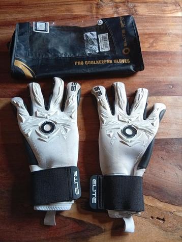 Elite Sport goalkeeper handschoenen  beschikbaar voor biedingen