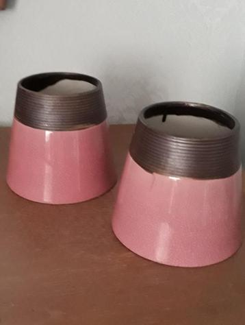 keramieken bloempotten  roze en bruin 2 stuks  beschikbaar voor biedingen