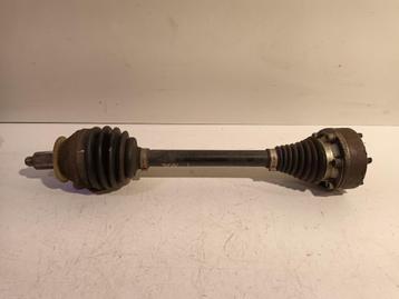 AANDRIJFAS LINKS VOOR Skoda Fabia III (NJ3) (6R0407761K) beschikbaar voor biedingen