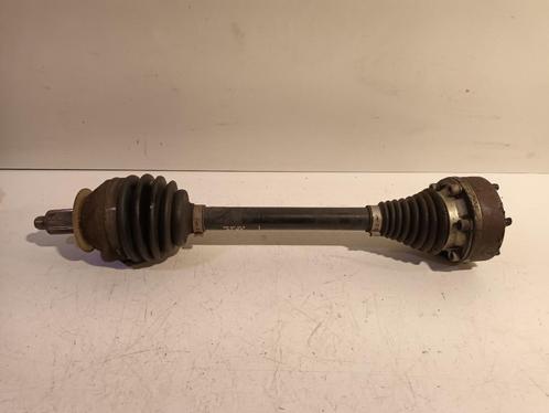 AANDRIJFAS LINKS VOOR Skoda Fabia III (NJ3) (6R0407761K), Auto-onderdelen, Remmen en Aandrijving, Skoda, Gebruikt