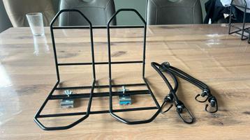 Fietsrekje voor boekentas beschikbaar voor biedingen