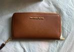Michael Kors Portemonnee nieuw!, Handtassen en Accessoires, Portemonnees, Bruin, Nieuw, Leder, Ophalen