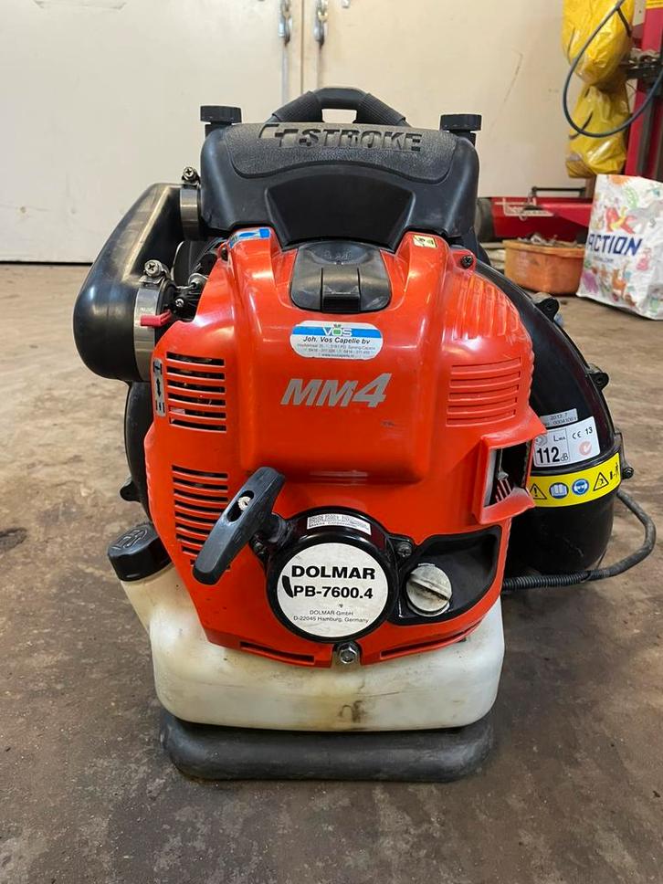 Dolmar PB-7600.4 ruggedragen bladblazer, Tuin en Terras, Bladblazers, Zo goed als nieuw, Ruggedragen, Benzine, Ophalen