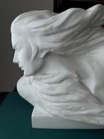 Zwaar marmeren beeld – vrouwenhoofd met wapperend haar, Ophalen, Gebruikt