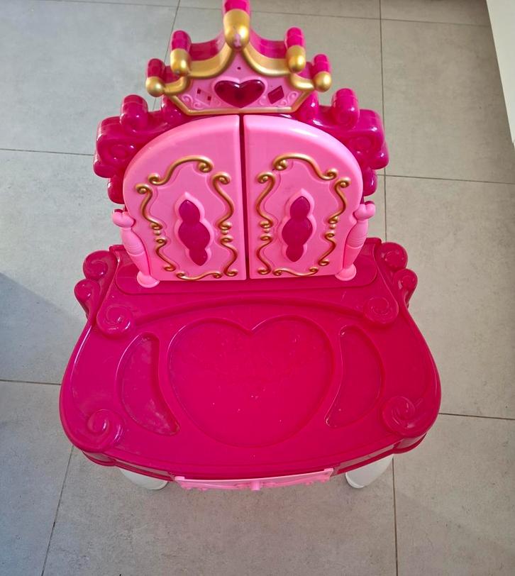 Kaptafel/make-up Tafel, Kinderen en Baby's, Speelgoed | Speeltafels, Zo goed als nieuw, Ophalen