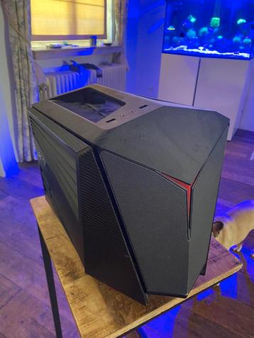 Lenovo Cube gaming pc beschikbaar voor biedingen