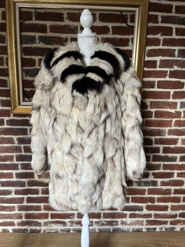 Manteau fourrure renard bleu vintage M, Vêtements | Femmes, Vestes | Hiver, Porté, Bleu, Enlèvement ou Envoi