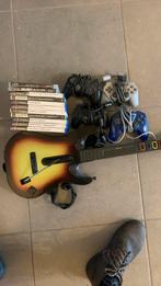 Guitar Hero gitaar + 4 controllers + verschillende ps2 games, Games en Spelcomputers, Ophalen, Zo goed als nieuw