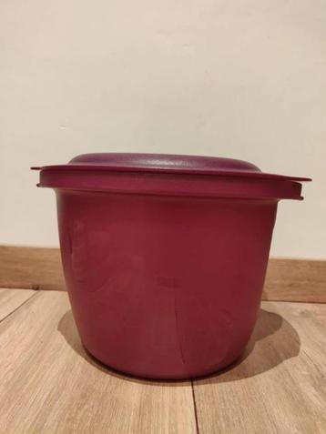 Tupperware Pastamaker beschikbaar voor biedingen