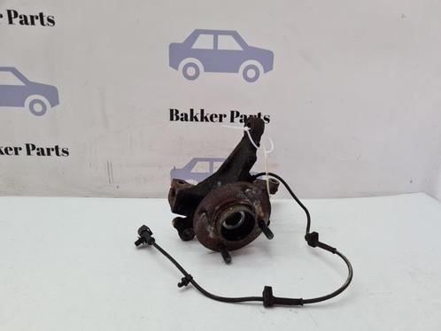 Fusee rechts-voor van een Ford B-Max, Auto-onderdelen, Ophanging en Onderstel, Ford, Gebruikt, 3 maanden garantie
