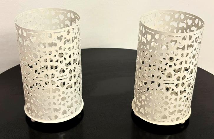 2 x kandelaar van wit metaal - 200 x 115 mm, Huis en Inrichting, Woonaccessoires | Kandelaars en Kaarsen, Ophalen