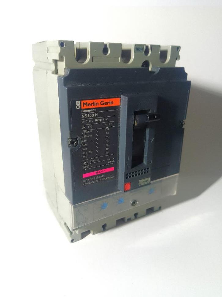 Schneider Merlin gerin vermogensschakelaar Compact NS100 H, Elektronische apparatuur, Onderdelen en Toebehoren, Gebruikt, Ophalen of Verzenden