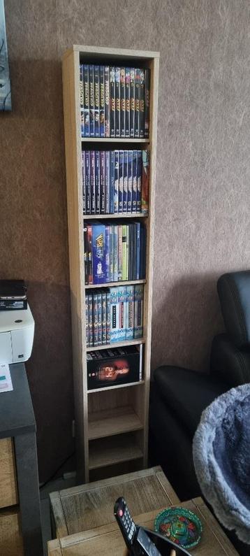 BOEKEN - DVD EN BLURAY REK  beschikbaar voor biedingen