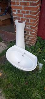 Porceleinen lavabo met voet, Huis en Inrichting, Badkamer | Badkamermeubels, Ophalen