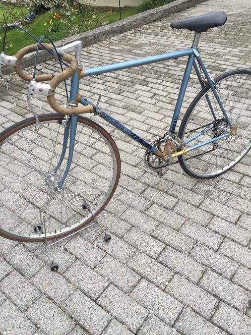 Herziene oude Motobecane-racefiets, Fietsen en Brommers, Fietsen | Oldtimers, Ophalen