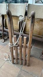 Houten slee, Ophalen, Zo goed als nieuw