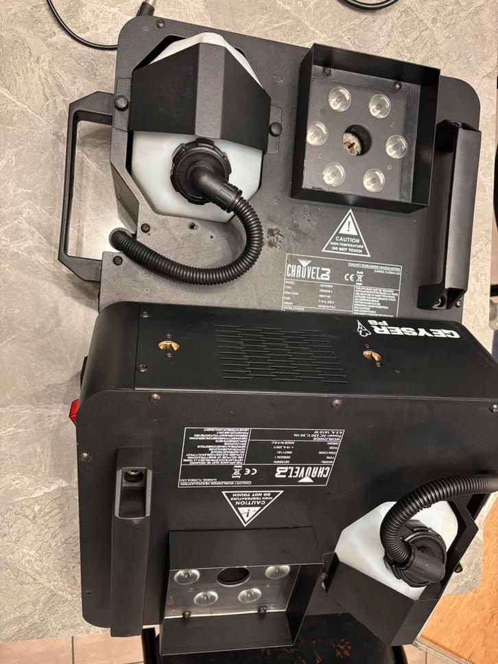 Chauvet geyser P6.  2 stuks, Muziek en Instrumenten, Licht en Laser, Gebruikt, Rookmachine, Kleur, Stroboscoopeffect, Ophalen