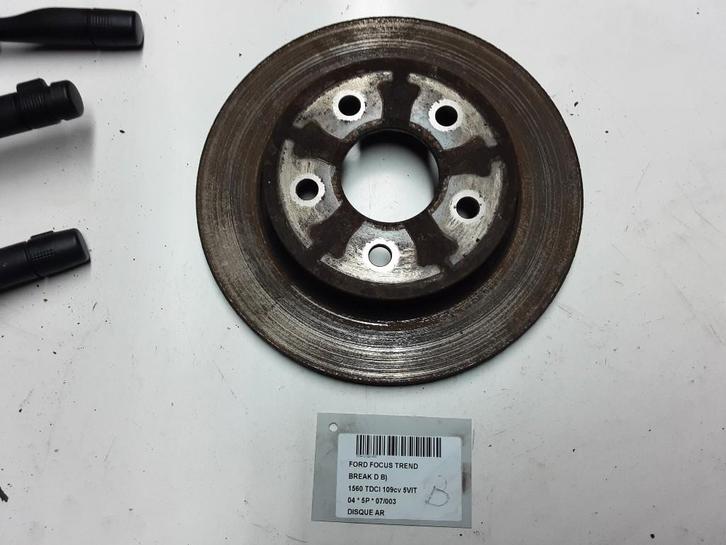 REMSCHIJF ACHTER Ford Focus 2 Wagon (01-2004/09-2012), Auto-onderdelen, Remmen en Aandrijving, Ford, Gebruikt