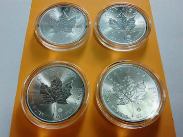 4x MAPLE LEAF 2025 ZILVEREN MUNT 1 OUNCE  beschikbaar voor biedingen