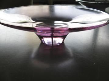 Vintage BOHEMIA roze/paarse fruitschaal  beschikbaar voor biedingen