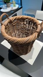 Rieten mand, Ophalen of Verzenden, Zo goed als nieuw, Mand