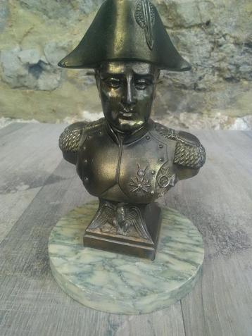 Ancienne statue de Napoléon, Enlèvement ou Envoi, Utilisé, Humain