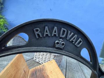 Vintage broodsnijder Raadvad beschikbaar voor biedingen