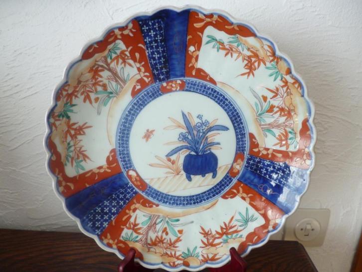Oud IMARI porseleinen dienblad., Antiek en Kunst, Kunst | Niet-Westerse kunst, Ophalen of Verzenden