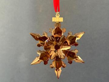Swarovski Kerstster rood Holiday Editie 2020 beschikbaar voor biedingen