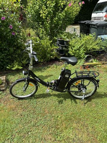 Nieuwe electrische plooibare minifiets met veringen beschikbaar voor biedingen