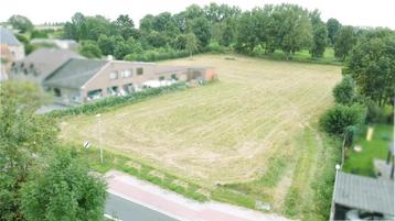  Unieke bouwgrond (6141 m²) met agrarisch achterland  beschikbaar voor biedingen