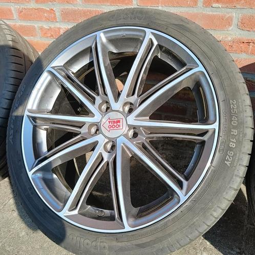 Mercedes Audi Seat Vw Nieuwe Velgen en Banden 225/40R18 92Y, Auto-onderdelen, Banden en Velgen, Banden en Velgen, Zomerbanden