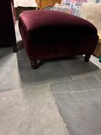 Zetel met poef gebruikte staat kleur bordeau burgundu, Huis en Inrichting, Ophalen, Gebruikt, Stof
