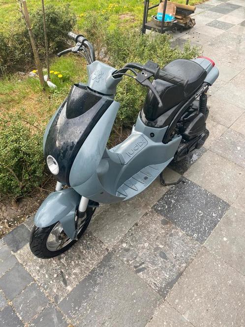 Peogeot Ludix A Klasse met papieren, Fietsen en Brommers, Brommers | Overige merken, Zo goed als nieuw, Ophalen