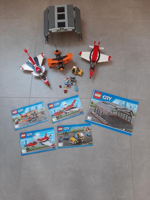 🛫 Set Lego city vliegveld, luchtvaartshow 60103, Kinderen en Baby's, Speelgoed | Duplo en Lego, Zo goed als nieuw, Lego, Ophalen of Verzenden