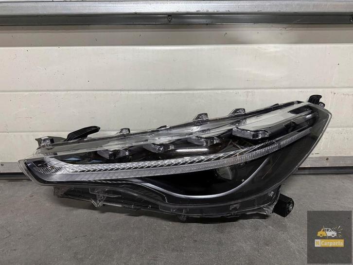 TOYOTA COROLLA CROSS 23 - FEUILLE DE CLIGNOTANT LED HASCO 16, Autos : Pièces & Accessoires, Éclairage, Toyota, Utilisé