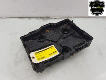 BAC A BATTERIE Renault Captur (2R) (01-2013/-) (648601269R) disponible aux enchères