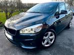 BMW 216d active tourer 135.000 km jaar 2015, Auto's, BMW, Zwart, Zwart, 5 deurs, Particulier