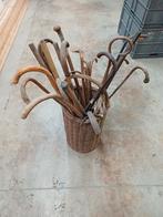 Lot d anciennes cannes avec panier en osier, Maison & Meubles, Enlèvement