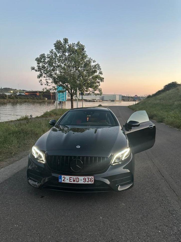 Mercedes Benz E-Klasse Pakket AMG Look E 63 AMG, Auto's, Mercedes-Benz, Particulier, E-Klasse, 360° camera, ABS, Achteruitrijcamera