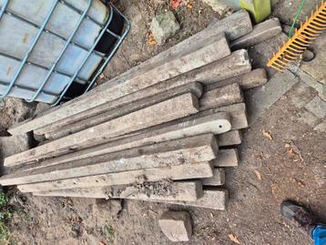 Weidepaal beton beschikbaar voor biedingen