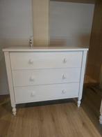 babybedje +commode  met speciaal matras, Kinderen en Baby's, Kinderkamer | Complete kinderkamers, Ophalen, Zo goed als nieuw