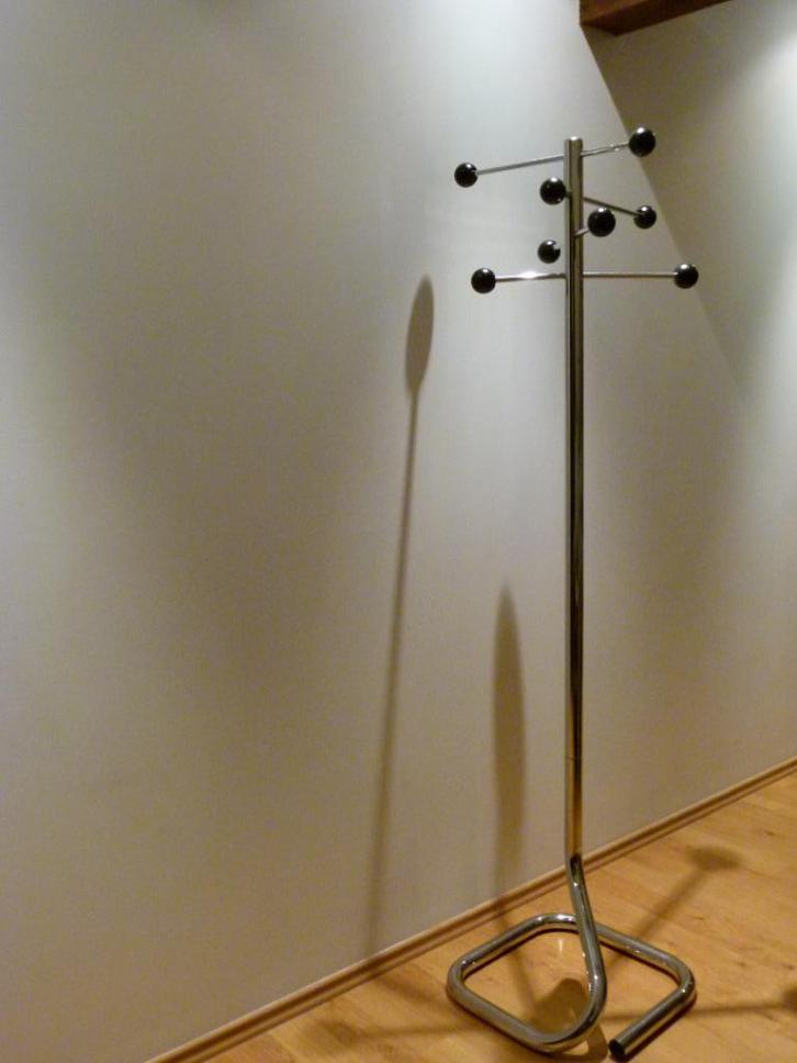 Vintage chromen kapstok jaren '70 Spoetnik-stijl, Huis en Inrichting, Woonaccessoires | Kapstokken, Gebruikt, Staande kapstok