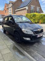 Skoda Fabia Break - 2012, Auto's, Voorwielaandrijving, Euro 5, Stof, Zwart