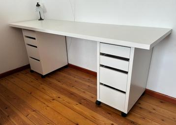 Bureau 200 x 60cm: plateau lagplaten et tiroirs Ikea blancs, Enlèvement, Avec roues, Utilisé, Bureau