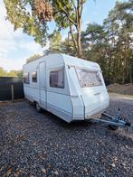 Dethleffs RD3 lichtgewicht +voortent,fietsenrek,12vpakket, Caravans en Kamperen, Caravans, Koelkast, Treinzit, Dwarsbed, Particulier