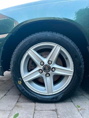 Volvo spica velgen, Auto-onderdelen, Ophalen, Band(en)